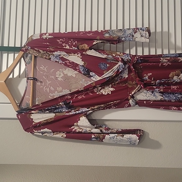 SPRING DRESS - Picture 3 of 4